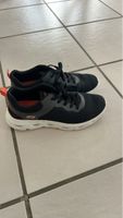 Schwarze Skechers Laufschuhe - ideal für den Sommer!