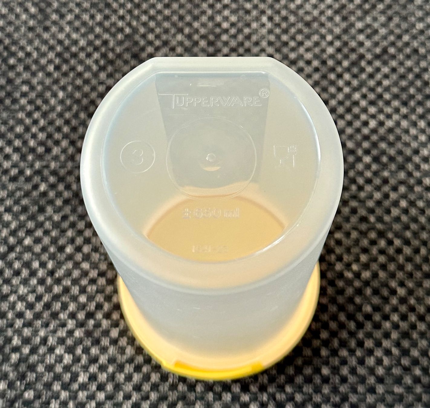 Tupperware Contenitori & Simili: Tupperware Eidgenosse Vorratsbehälter, rund, Inhalt: 650 ml – Nuovo (secondo la descrizione) da Wallbach venduto da paxnic 2