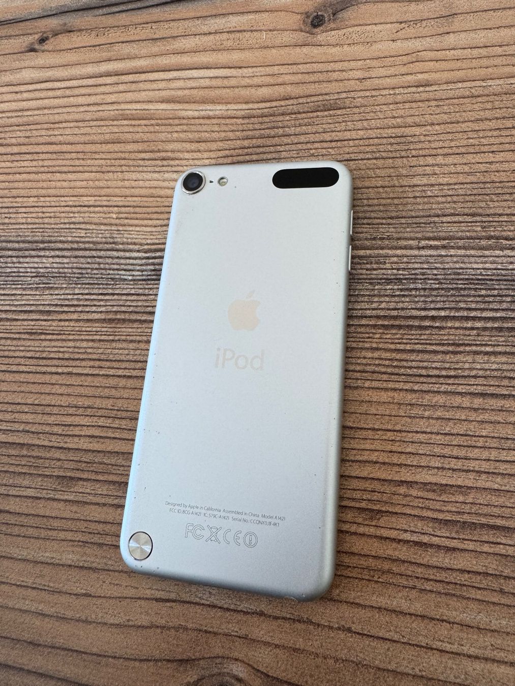 Apple Lettore multimediale portatile: iPod Touch 5th gen – Usato da Zollikofen venduto da lagavulin03 1