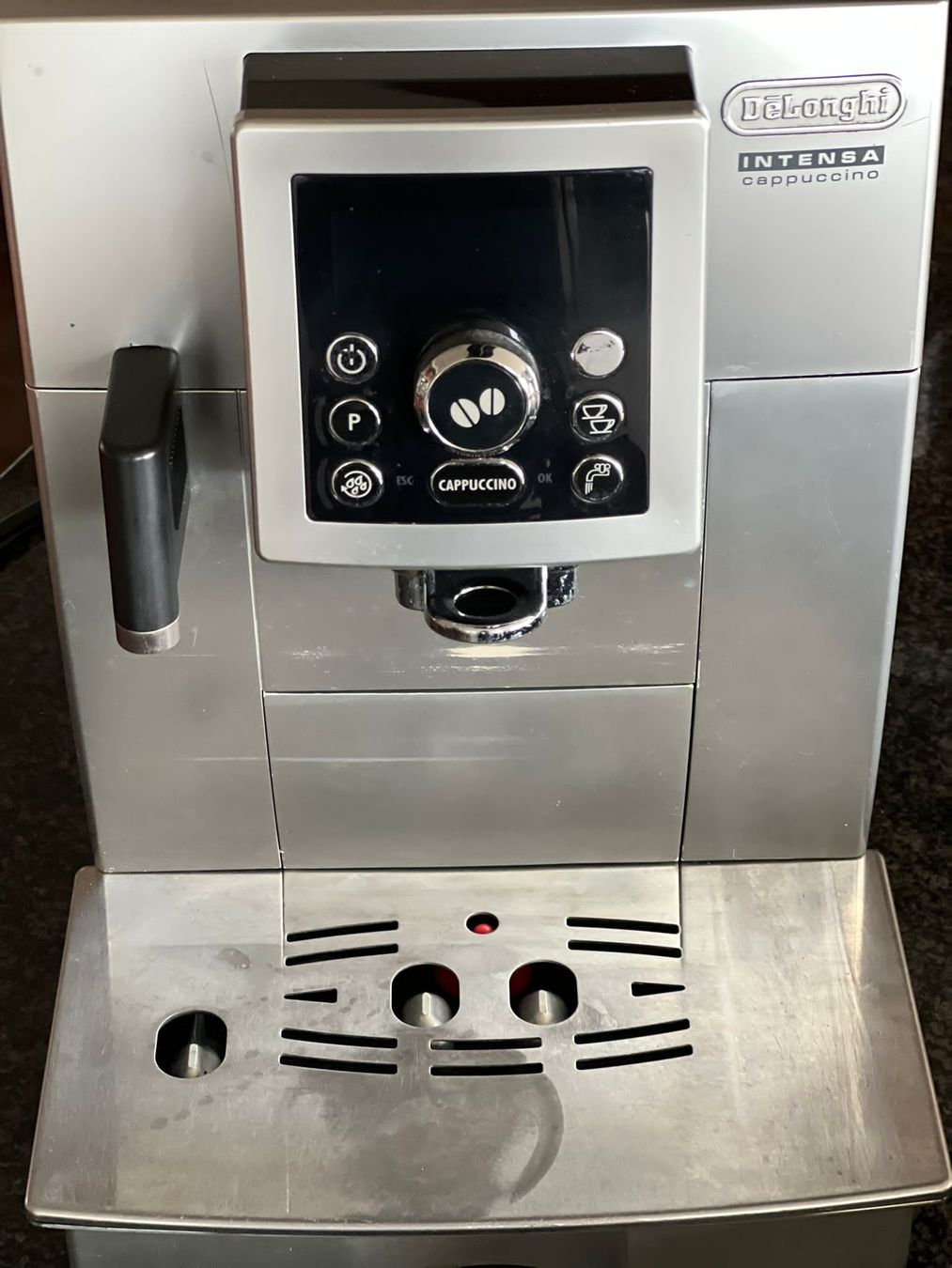 De'Longhi Macchine per caffè & Macchine per espresso: Kaffeemaschine De Longhi Intensa – Usato da Krattigen venduto da RetoK82