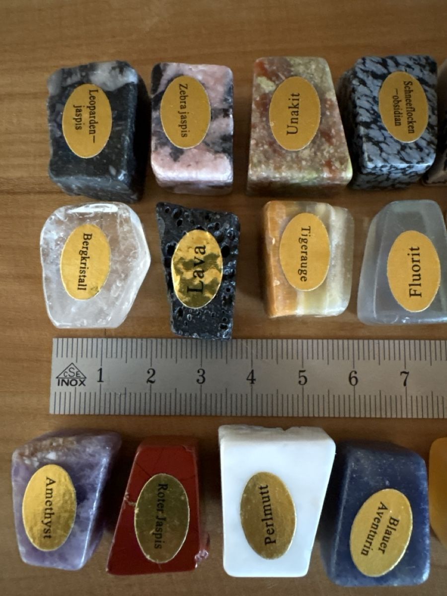 Minerali & Pietre curative: Edelstein Sammlung – Usato da Rümlang venduto da BoutiqueMonique16 1