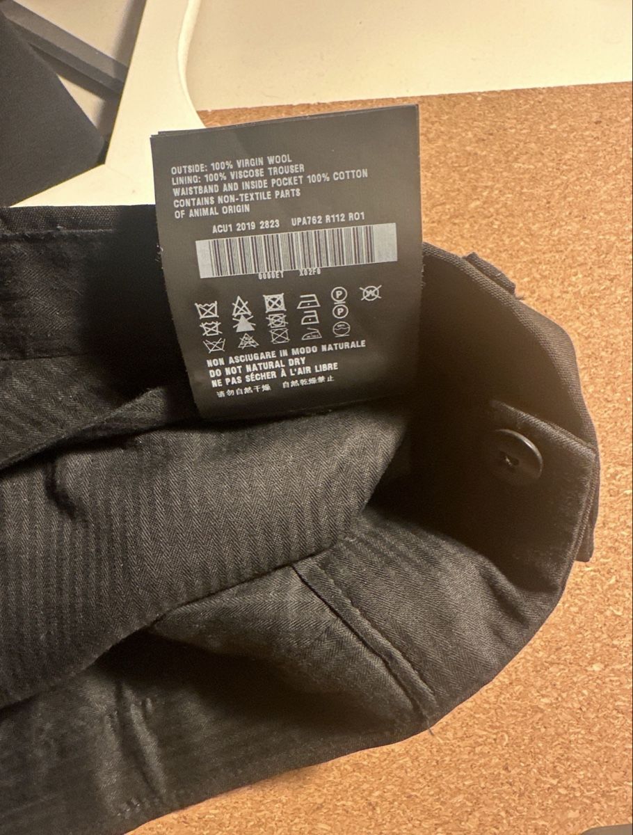 Prada Pantaloni: Prada Man Trousers – Nuovo (secondo la descrizione) da Zürich venduto da fba_tg27 2