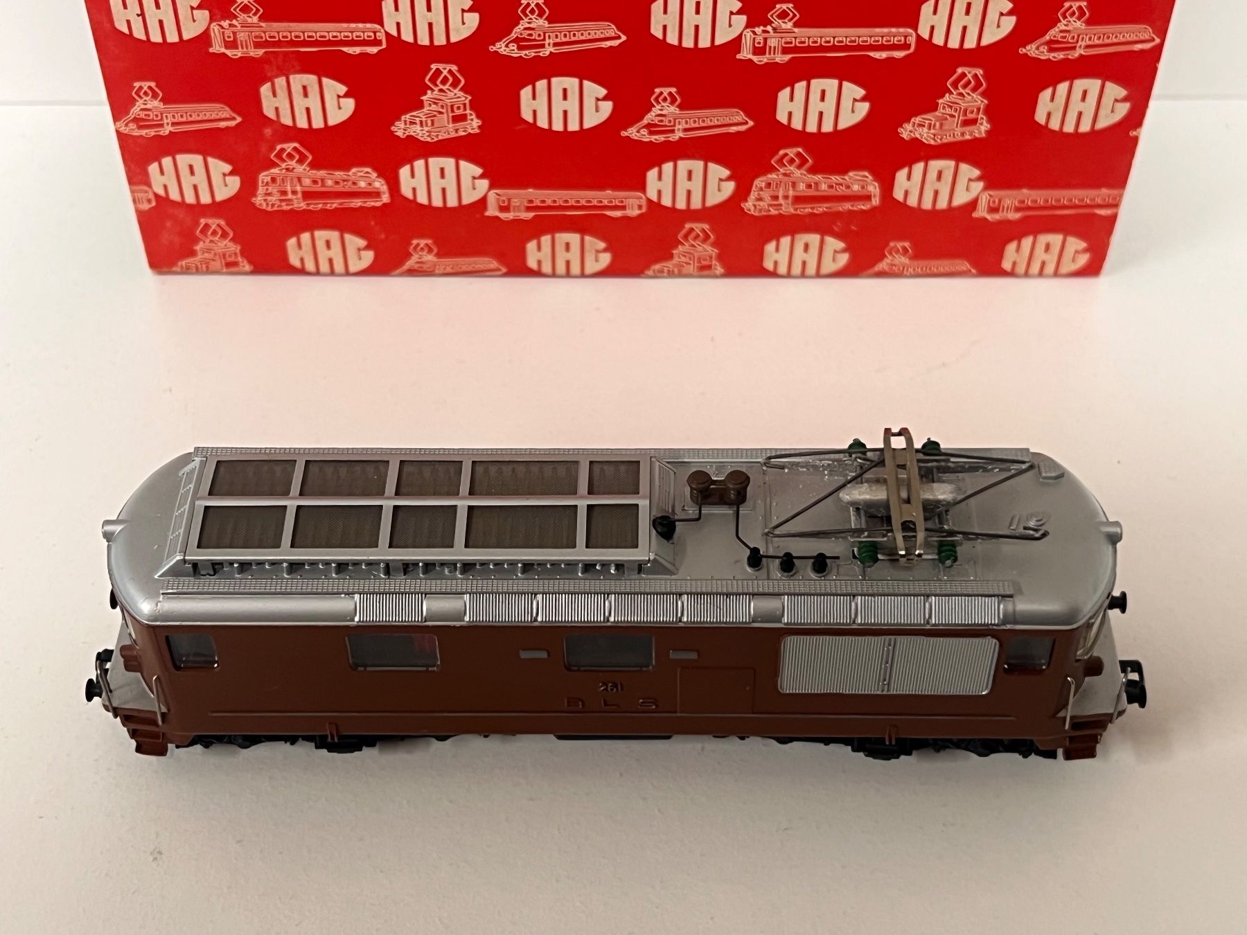 Hag Modellini di ferrovie: Hag Nr.180 Re 4/4 BLS AC Analog – Nuovo (secondo la descrizione) da Geroldswil venduto da TopTrain54 2