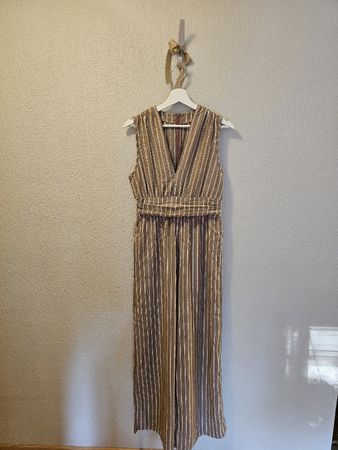 🤍Leinenmix-Jumpsuit – Beige/Weiss mit Nadelstreifen – Gr.M