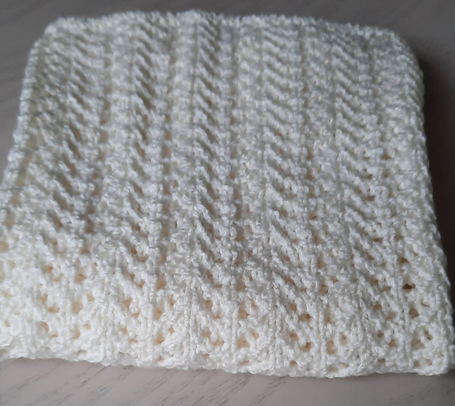 Coperte: Babydecke mit Lochmuster – Nuovo e nell'imballaggio originale da Engelburg venduto da Clictop