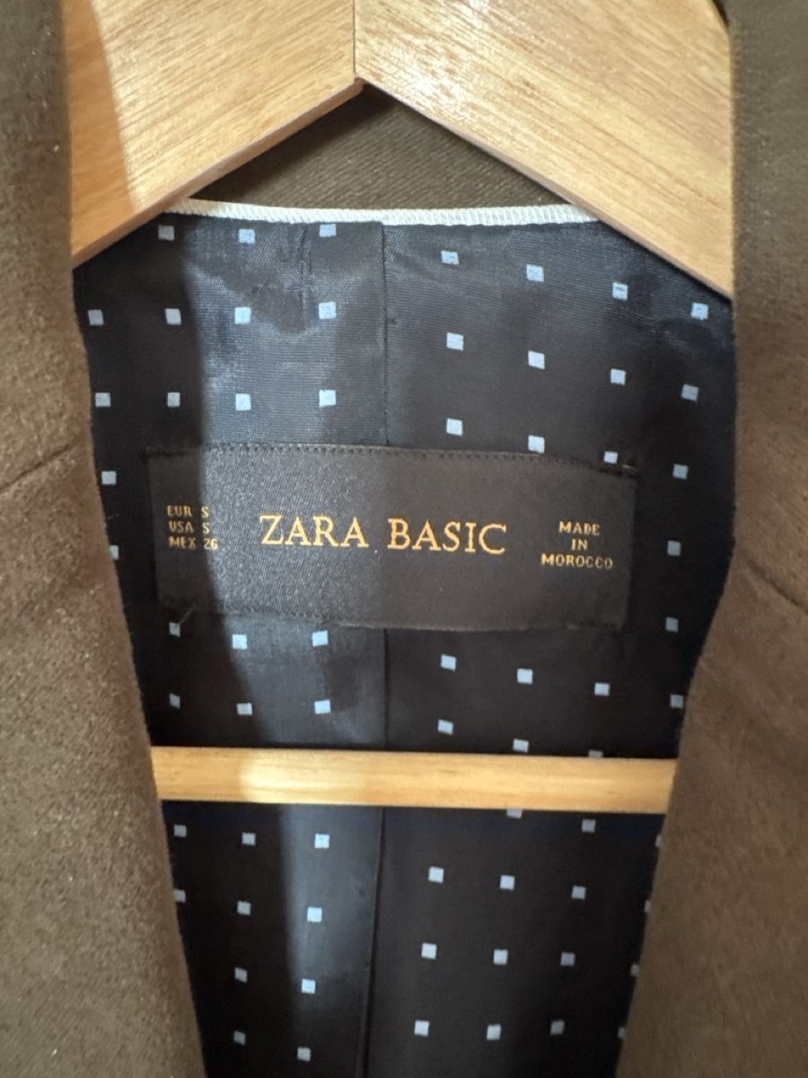 Zara Jacken: Schicker Zara Basic Blazer, Grösse S – Gebraucht aus Eggersriet von Gio_Mag_Stucki 1