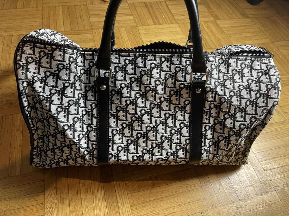 ABYSTYLE Sac Bandoulière Laptop Batman – Vinyle, Compartiment Ordinateur, Style DC Comics Mixte