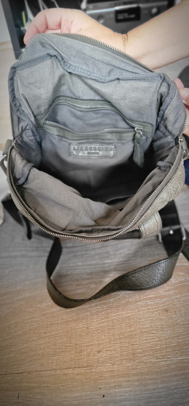Liebeskind Altro in  Abbigliamento & Accessori: Liebeskind Berlin Tasche, – Usato da Rapperswil BE venduto da Odev 5