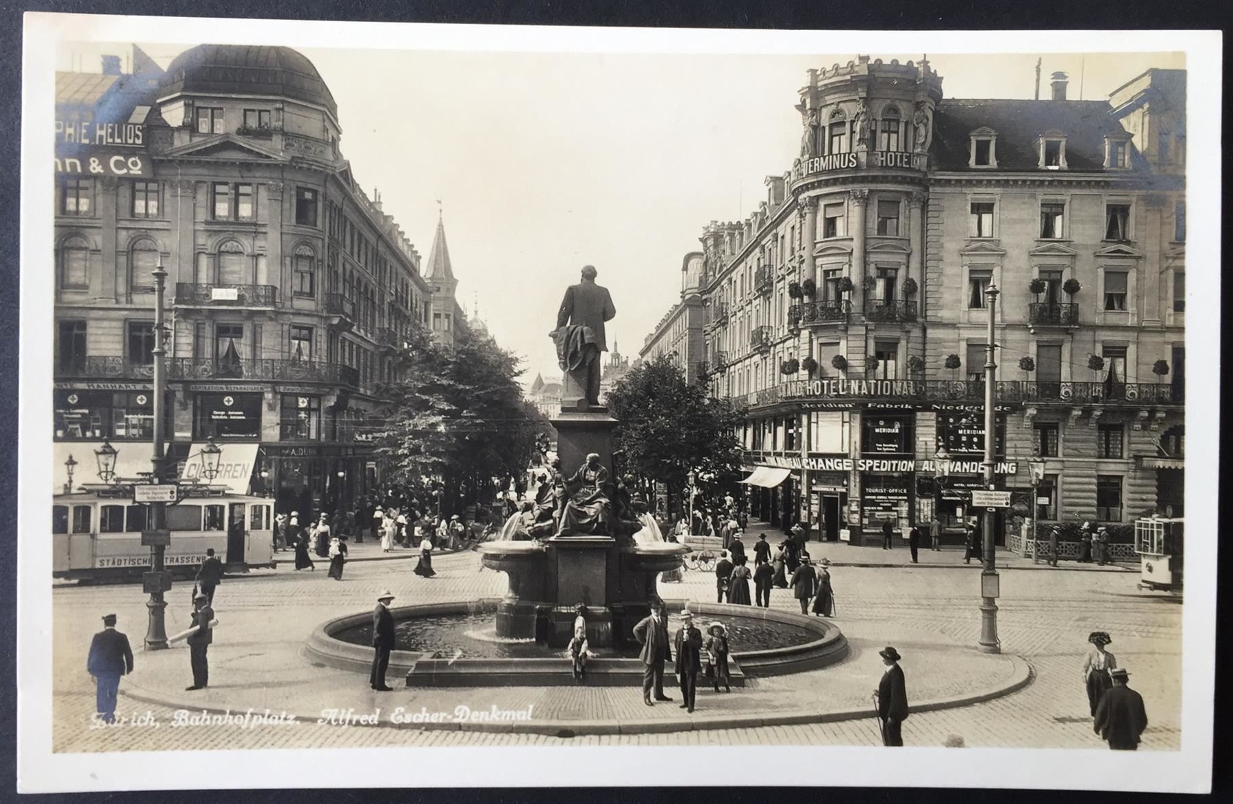 Cartoline postali: ZÜRICH Bahnhofplatz, Strassenbahn, Tram – Nuovo (secondo la descrizione) da Jona venduto da philajona