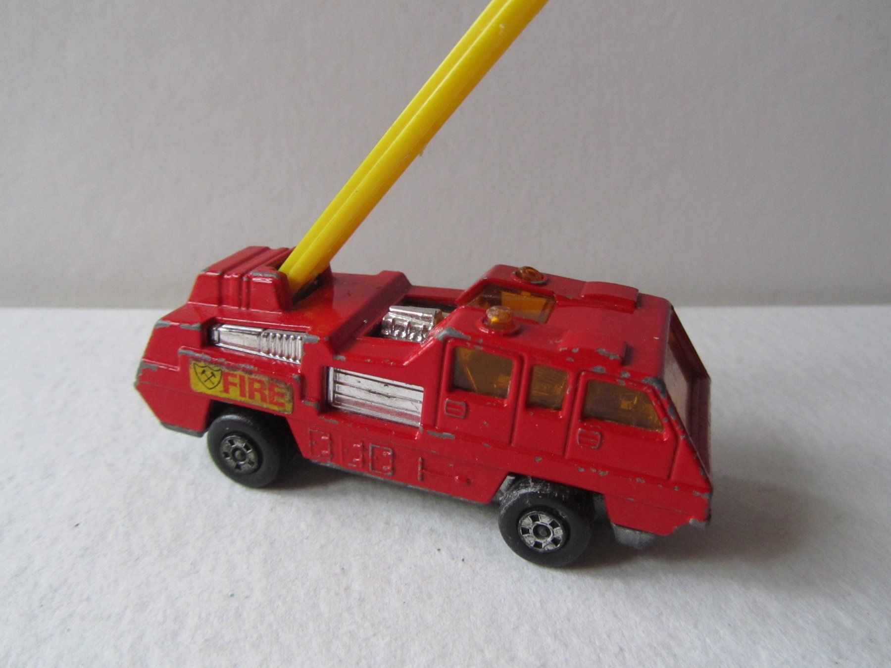 Matchbox Modellini d'auto: Blaze Buster, Matchbox Superfast, Nr. 22C – Usato da Weiningen ZH venduto da dietsch57 2
