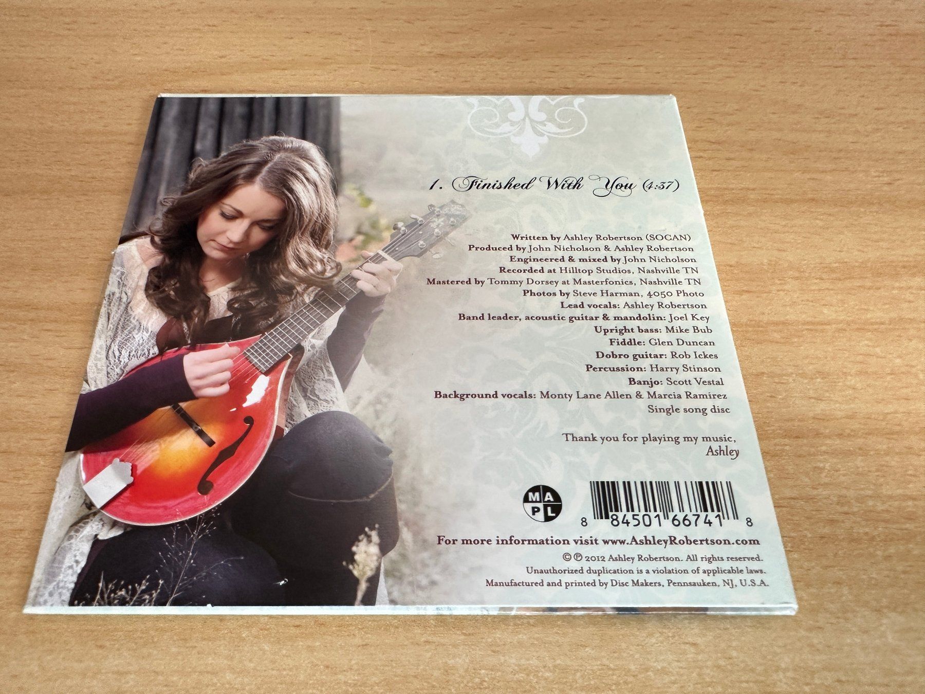 CD: Ashley Robertson – Finished With You - Single CD – Usato da Rikon im Tösstal venduto da Alpenmutz 1