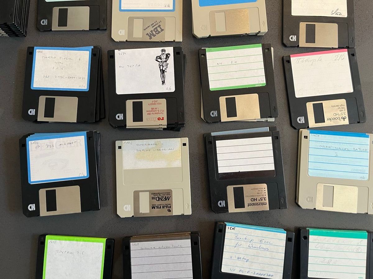 Software: Floppy Disketten 3.5 Zoll Vintage Software Sammlung – Usato da Bern venduto da Meatball 2