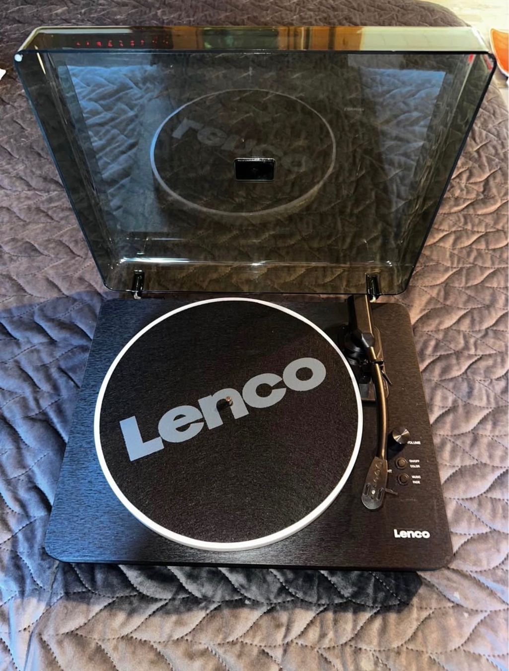 Dischi in vinile: Vinyl player – Usato da Uznach venduto da lar_p97w