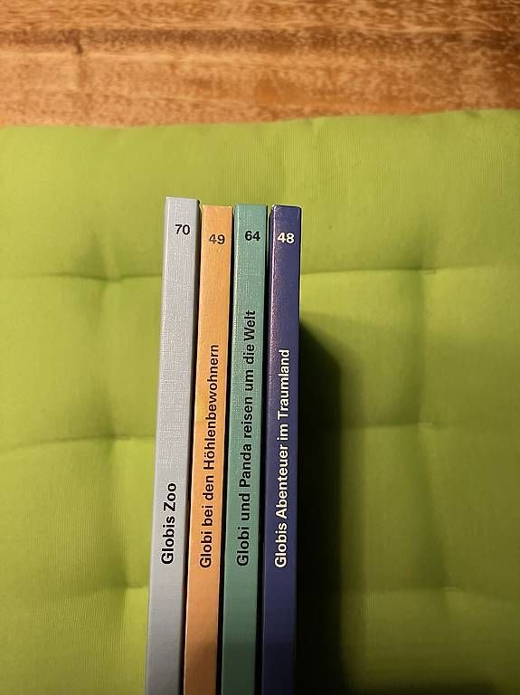 Bücher: Globi 4 Bücher neuwertig – Gebraucht aus Richterswil von Yhombi 2