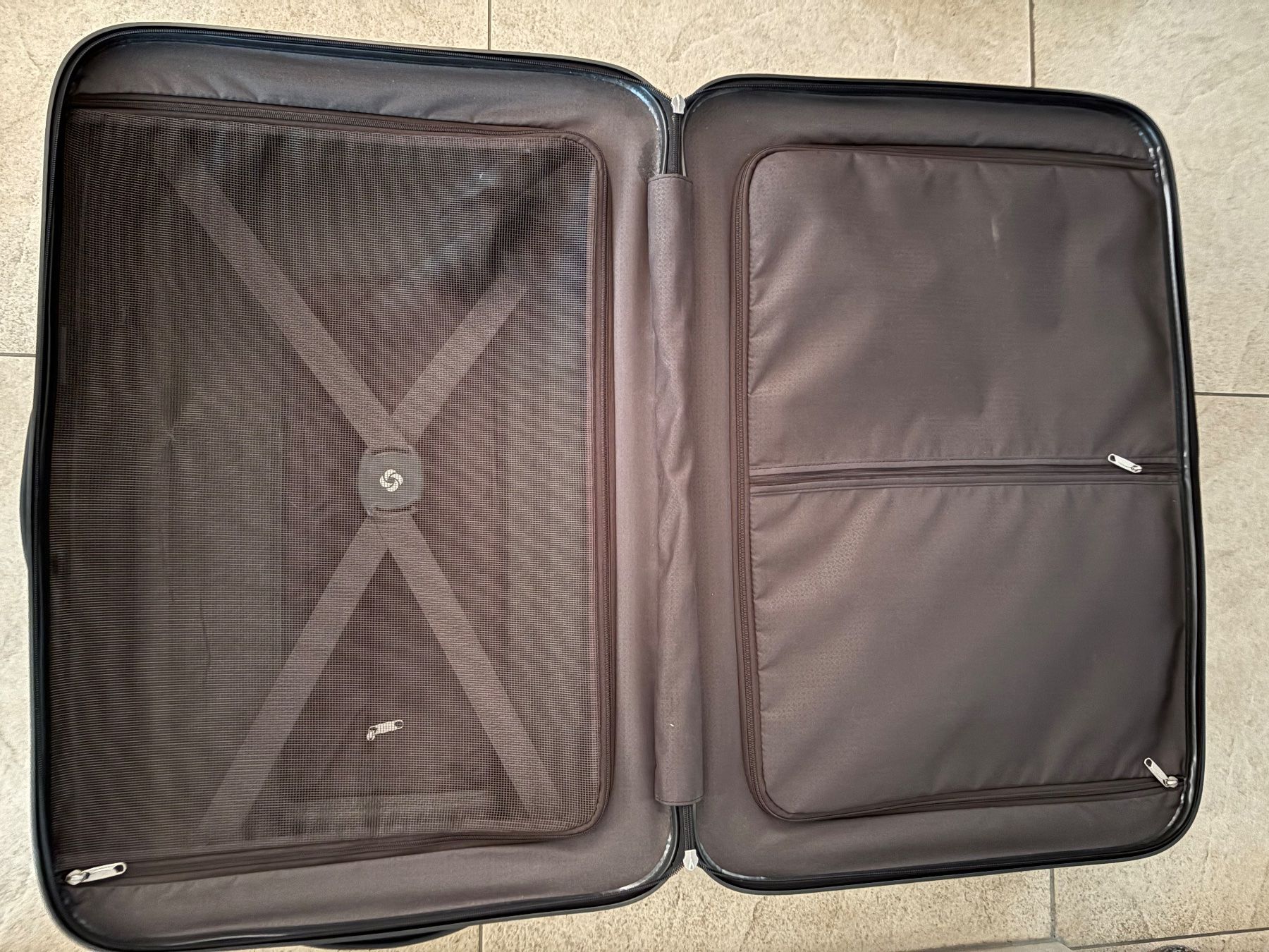 Samsonite Valigie: Grosser Samsonite-Koffer 75 x 51 x 31 – Usato da Oberweningen venduto da Gerini 7