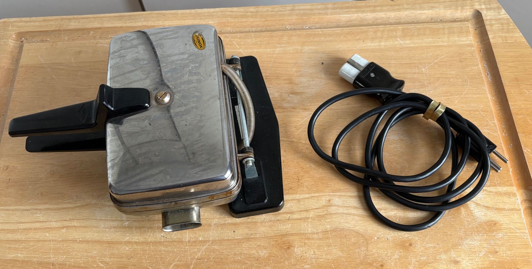 Tefal Appareils de cuisine: Waffeleisen Tefal – D'occasion à Frick par Rukki