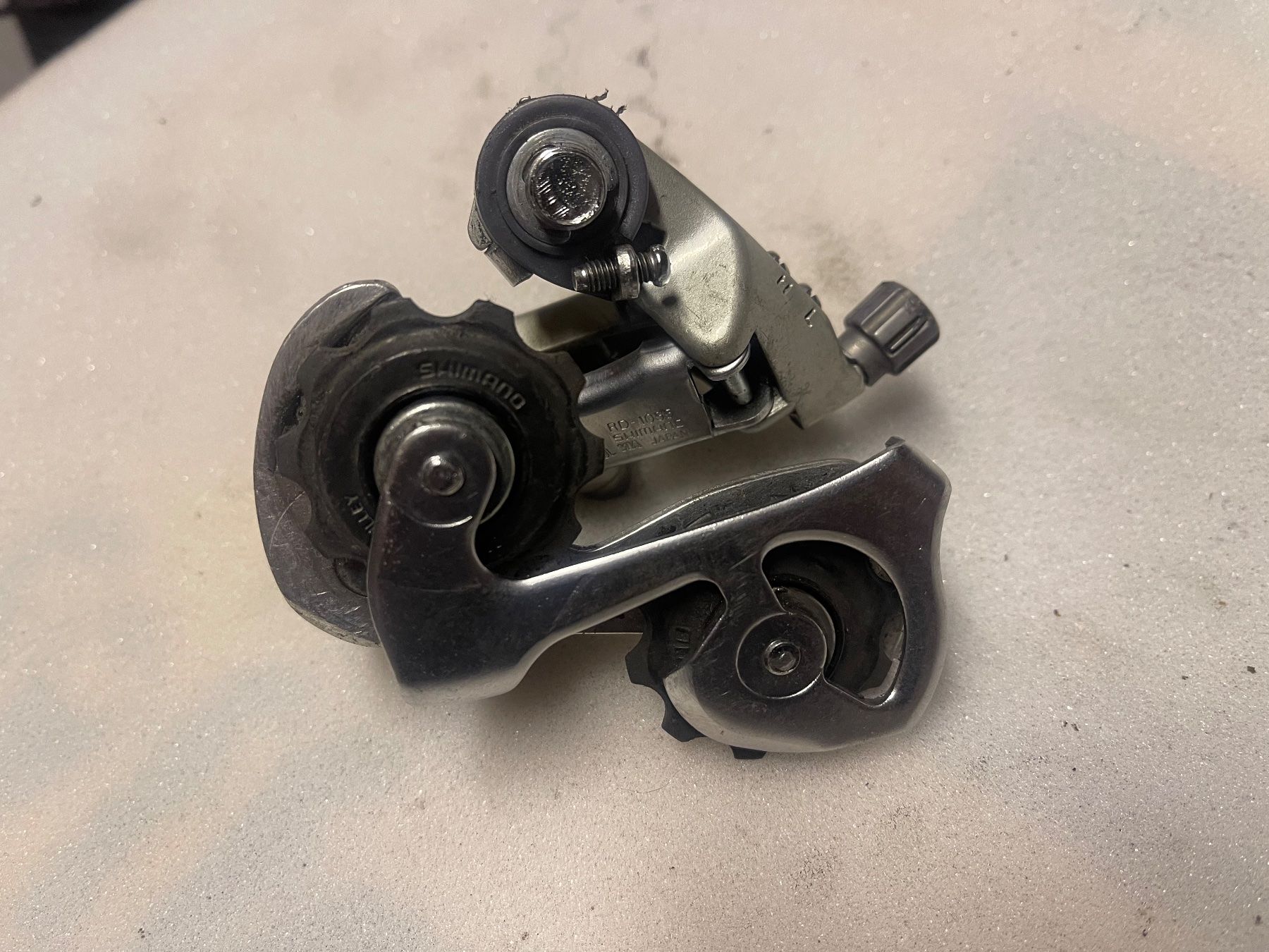Shimano Pezzi di ricambio: Schaltwerk Shimano 105 RD 1055 – Usato da Giubiasco venduto da bulag 4