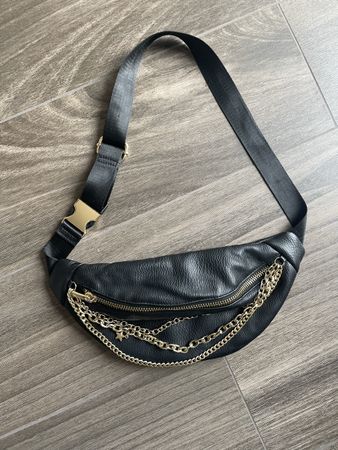 Schwarze Bauchtasche mit Goldkette - Top Zustand!
