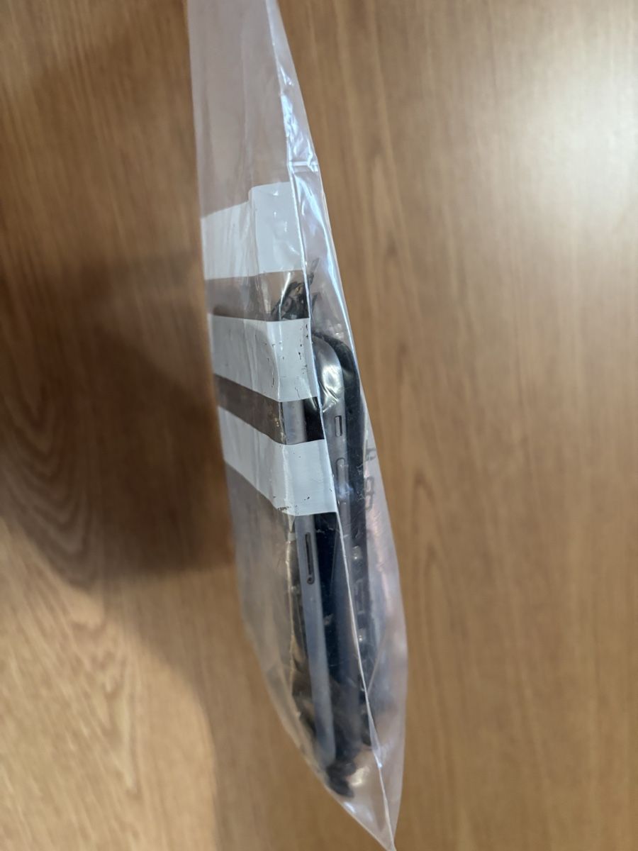 Apple Telefoni cellulari / Smartphones: Lot de pièces iPhone 6s – Usato da Vicques venduto da samyboy 3