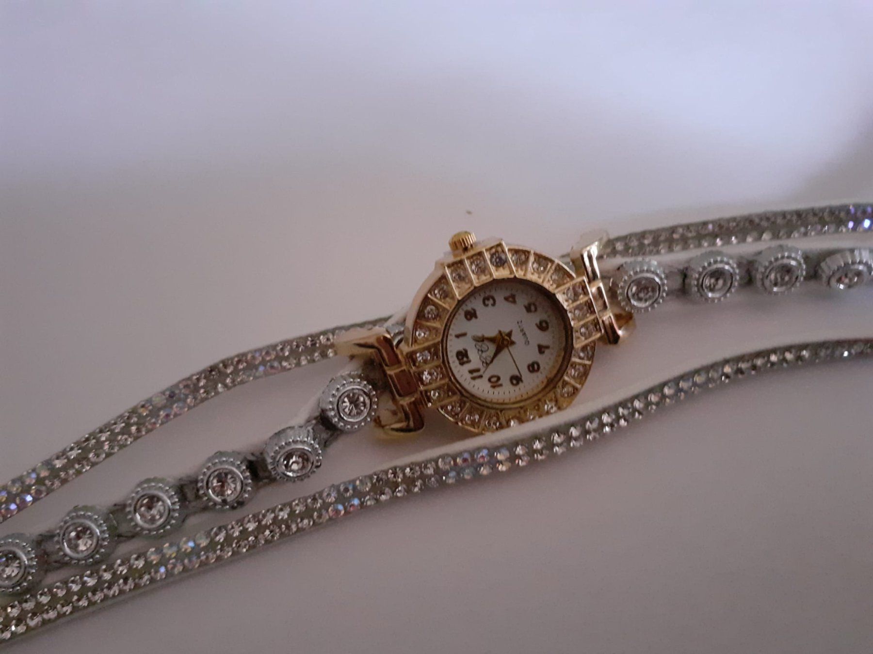 Orologi: Damen -  Armbanduhr – Nuovo e nell'imballaggio originale da Stansstad venduto da kam_5wgj 1