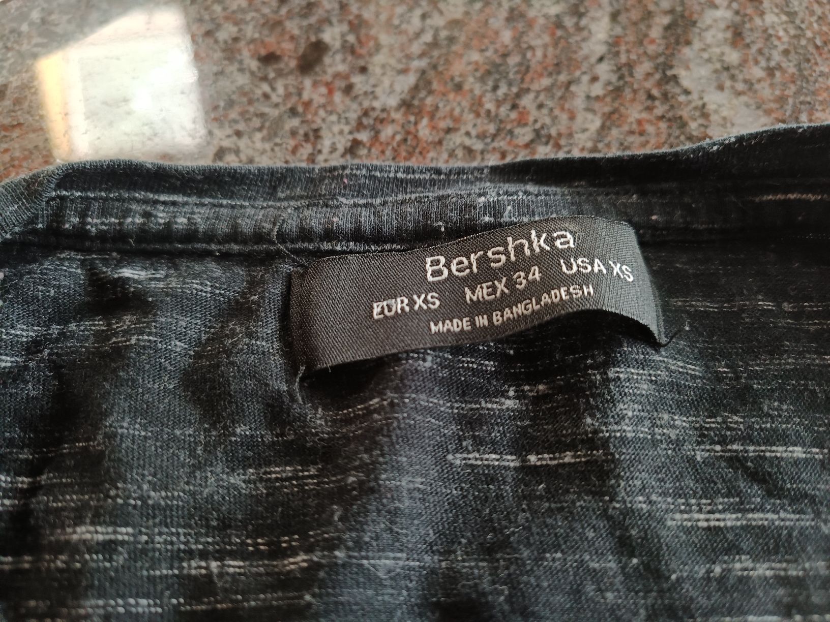 Bershka T-Shirts: Bershkashirt S/M – Gebraucht aus Bätterkinden von Elefantenzoo 2