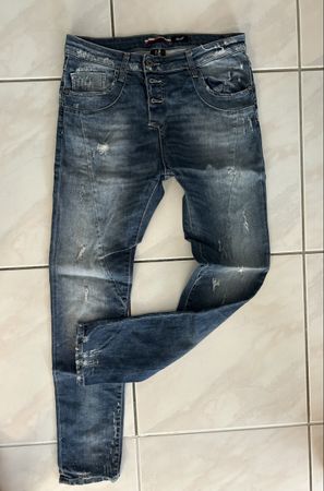 Please Jeans S
