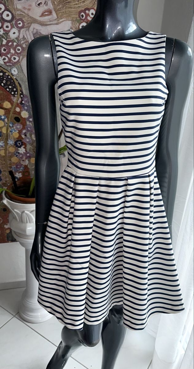 Zara Kleider: ZARA KLEID GR. XS neuwertig – Neu (gemäss Beschreibung) aus Unteraegeri von MH203 2