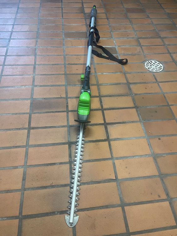 LUX AkkuHeckenschere mit Teleskopstange Kaufen auf Ricardo