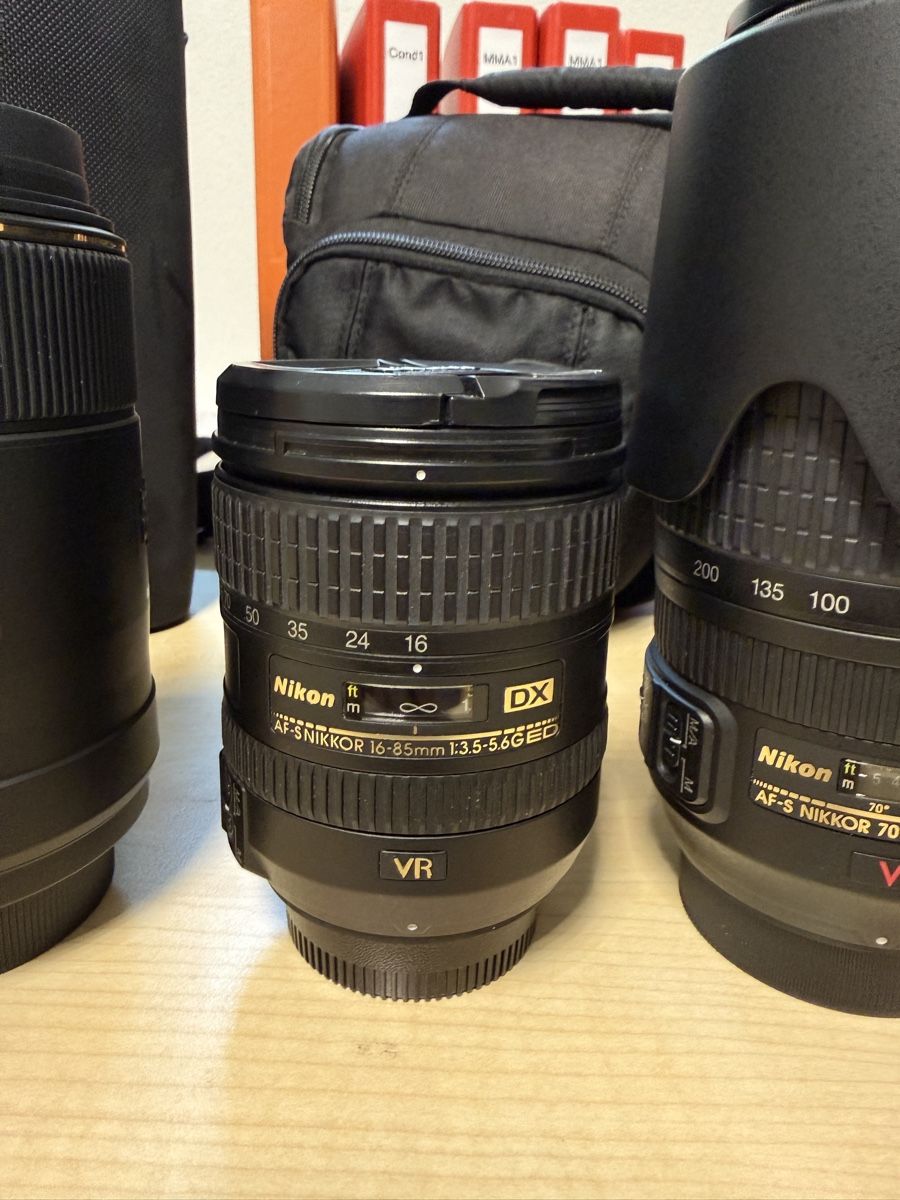 Nikon Fotocamera: Appareil photo nikon avec objectifs – Usato da Conthey venduto da Morgane_Titi 4