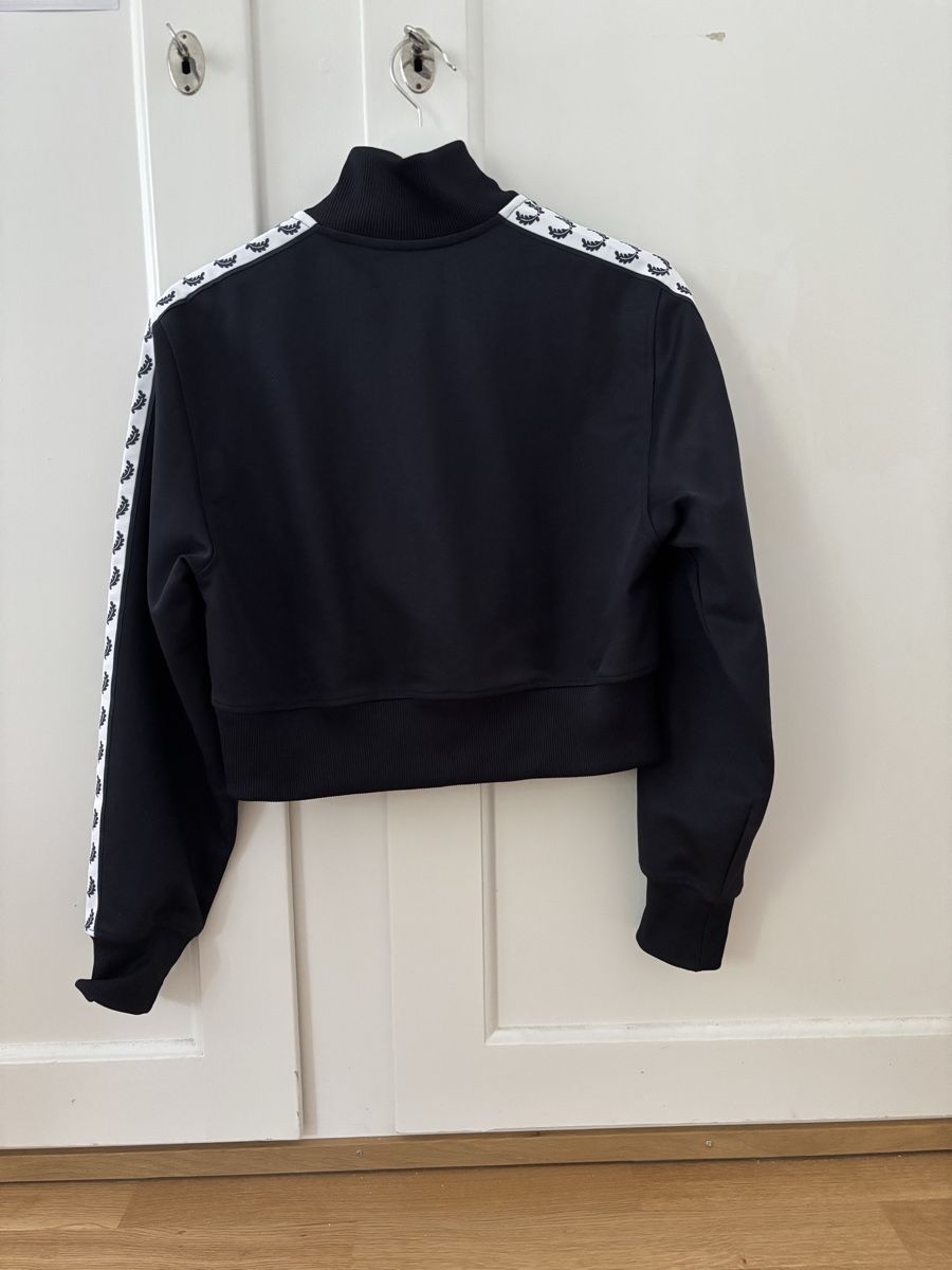 Fred Perry Giacche: Fred Perry Trackjacket – Nuovo (secondo la descrizione) da zürich venduto da nor_p6jf 1