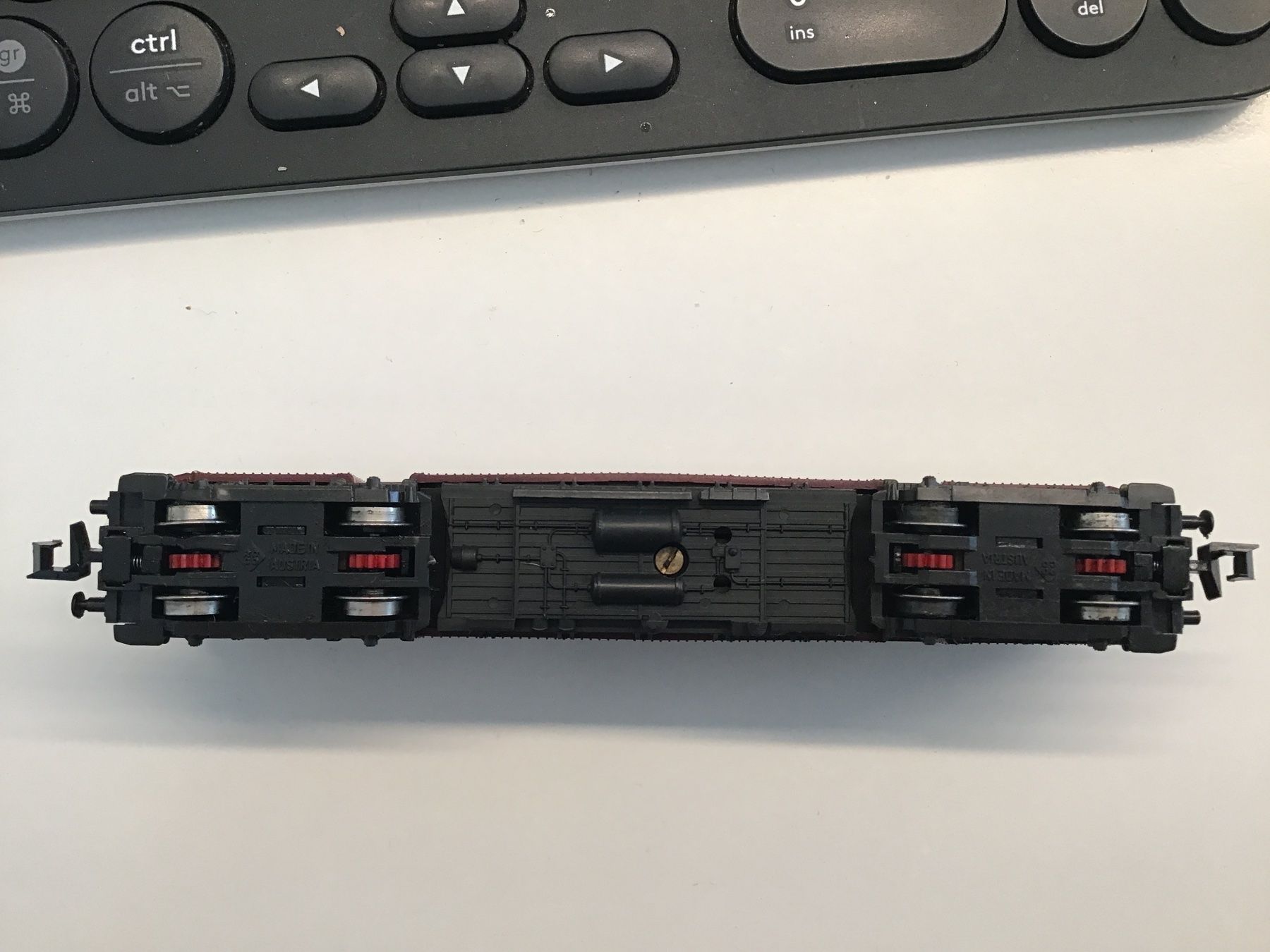 Trix Modellini di ferrovie: Minitrix N E-Lok BR 488 007-9 DB – Usato da Männedorf venduto da Modelle-aller-Art 3