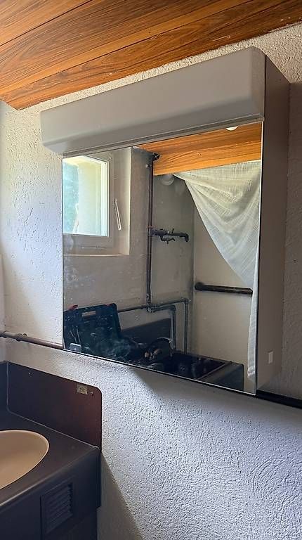 Armadietti a specchio: Spiegelschrank – Usato da Rothrist venduto da Jonathan1995