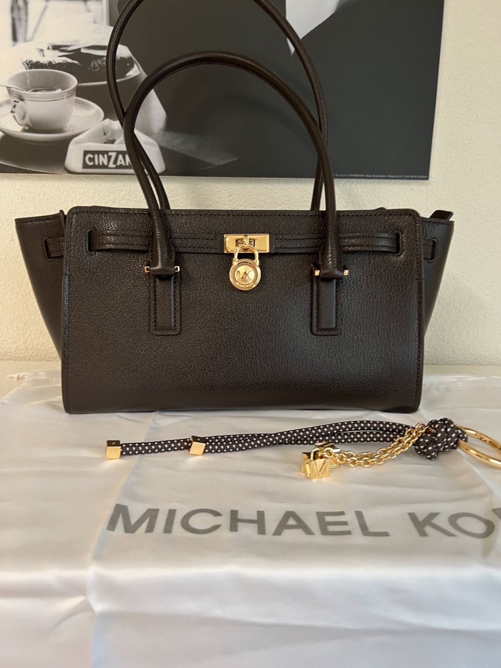 Michael Kors Taschen für Damen: Michael Kors Henkeltasche Hamilton Moderne Small – Neu (gemäss Beschreibung) aus Winterthur von Raschida79
