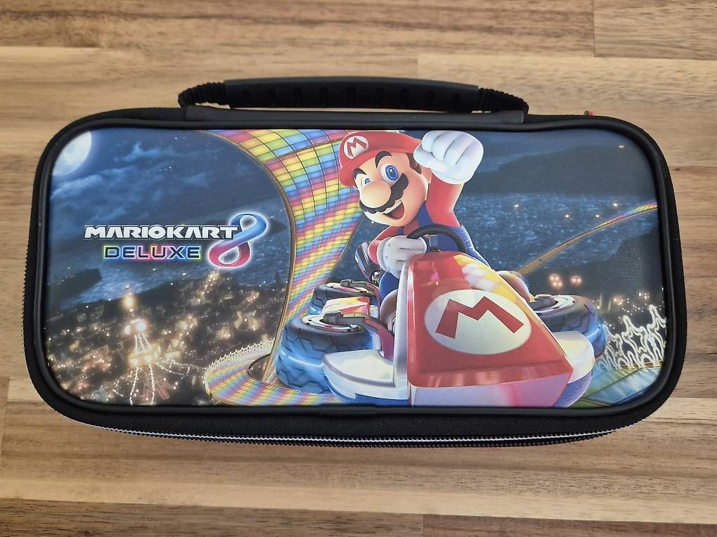 Console: Nintendo Switch Deluxe Reisetasche – Usato da Melchnau venduto da Rhabarber_98 3