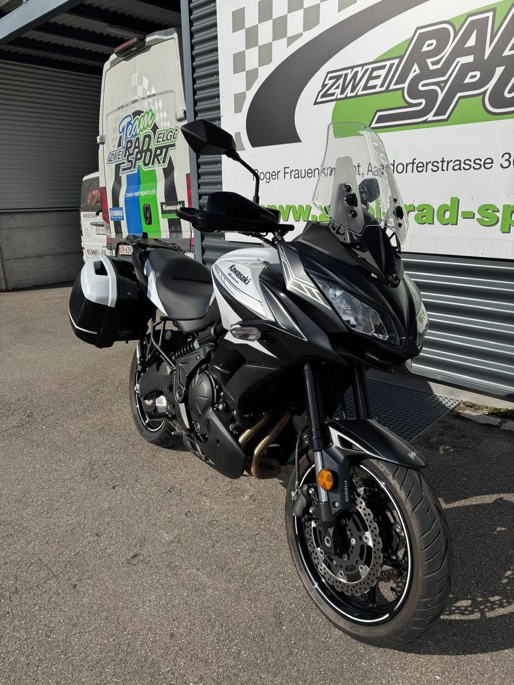 Kawasaki Touring: Kawasaki Versys 650 Tourer – Usato da Elgg venduto da Roger04011970 2