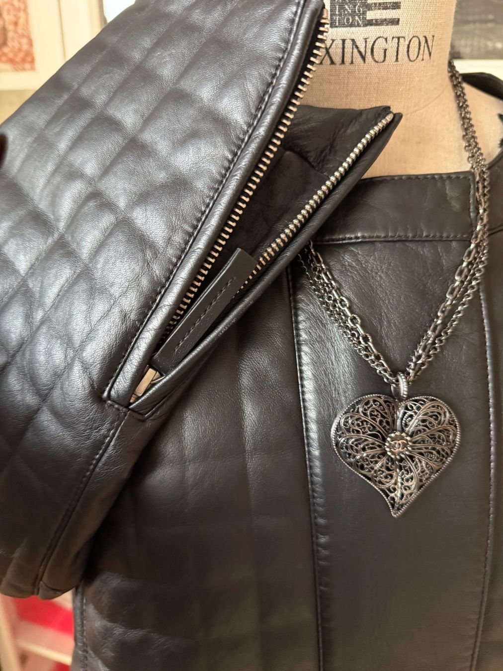 Max Mara Jacken: Original Max Mara Lederjacke, Gr. 42, neu – Neu (gemäss Beschreibung) aus Reigoldswil von benja01 2