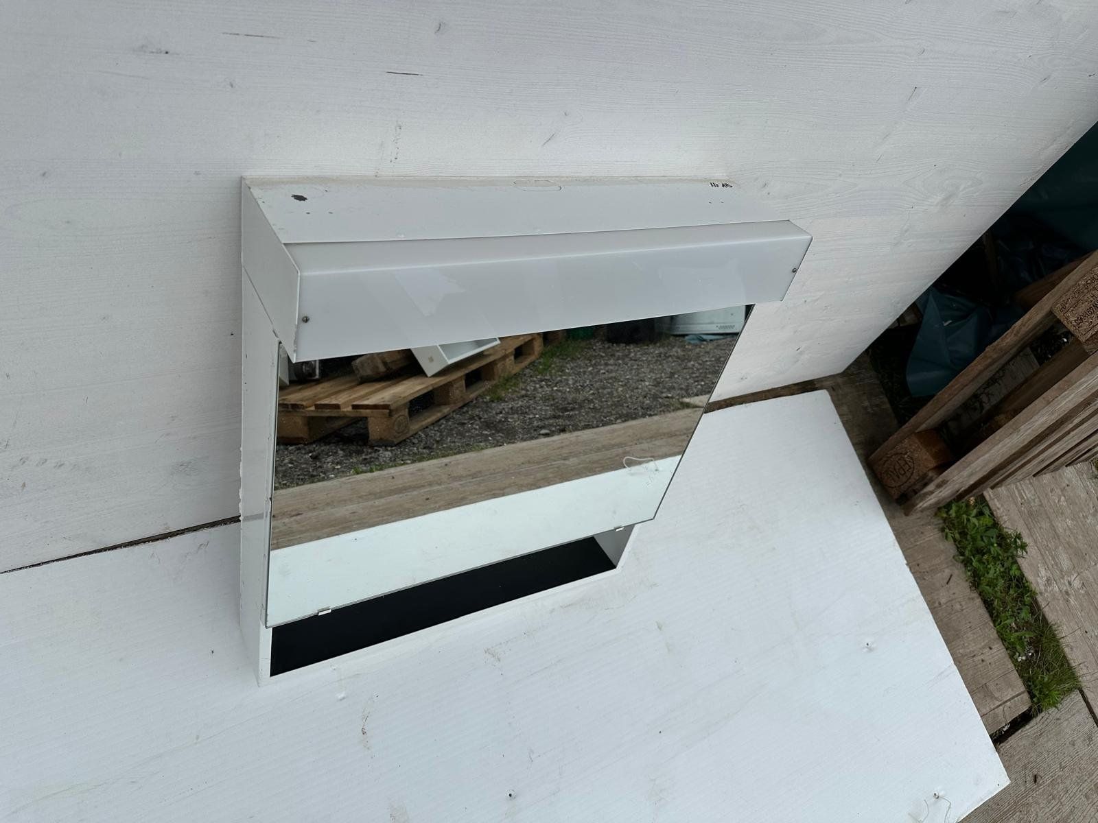 Armadietti a specchio: Spiegelschrank – Usato da Spreitenbach venduto da Space_X 7