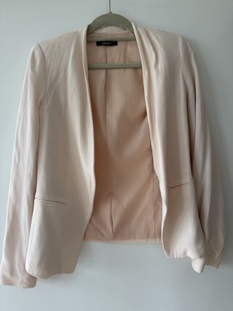 Esprit Blazer, Gr. 36, zartes Rosa. Perfekt für den Frühling