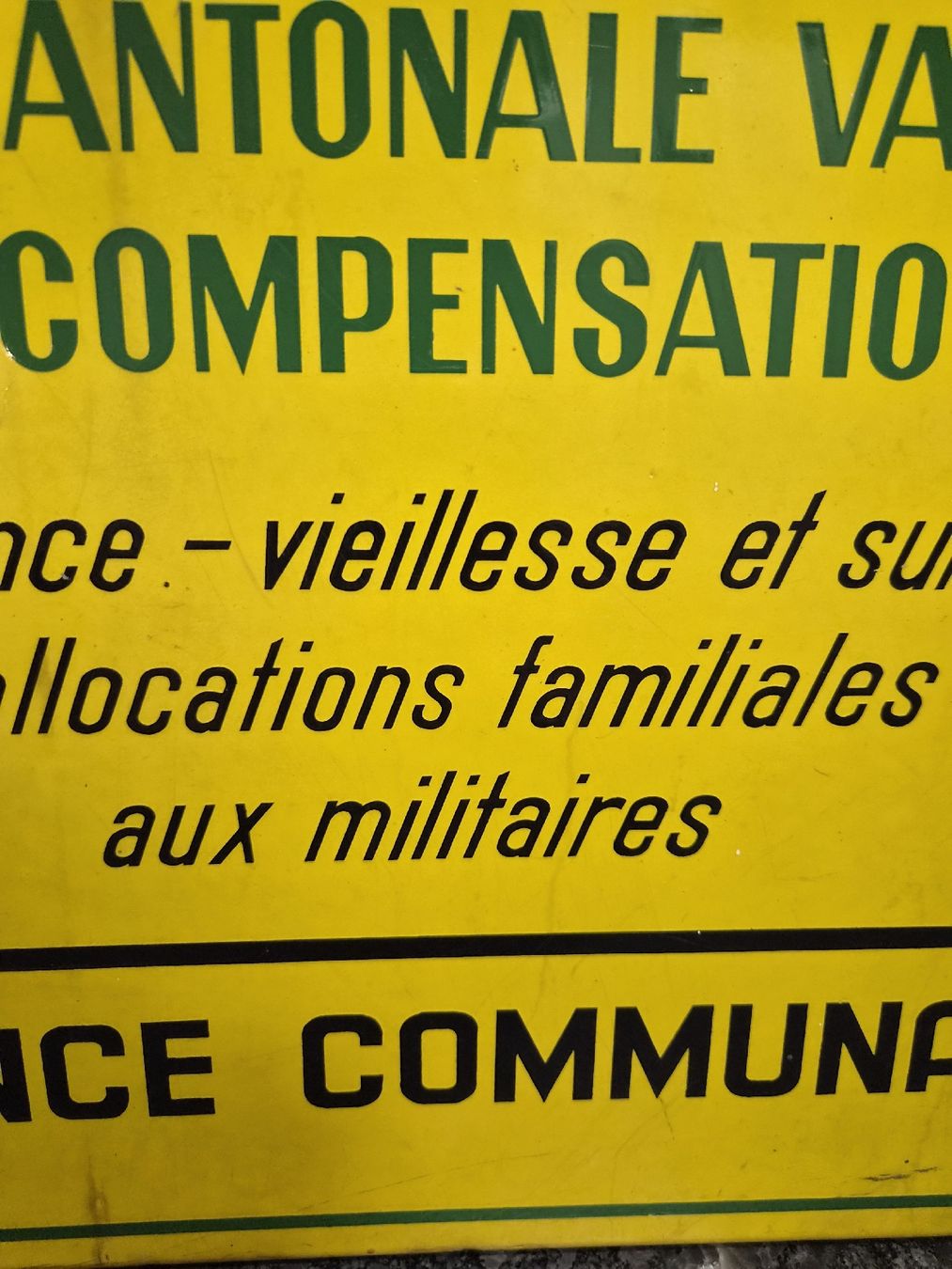 Insegne: Plaque émaillée Caisse Cantonale Vaudoise – Usato da Genève venduto da Octo-puces 1