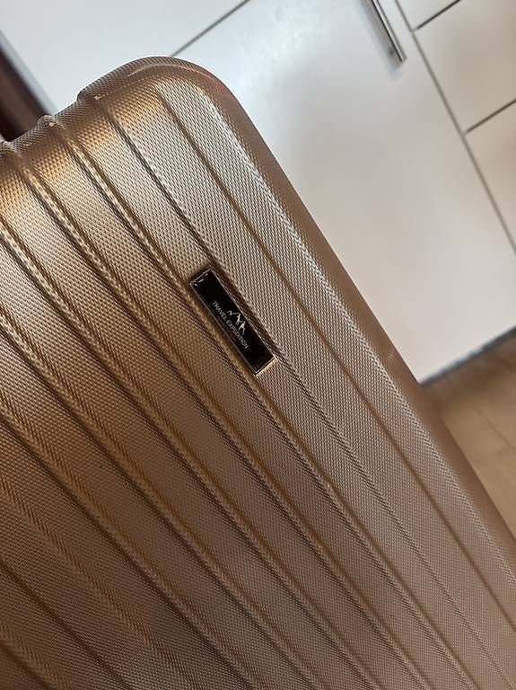 Valises de voyage: Grosser goldener Koffer – D'occasion à Cham par VStore 1