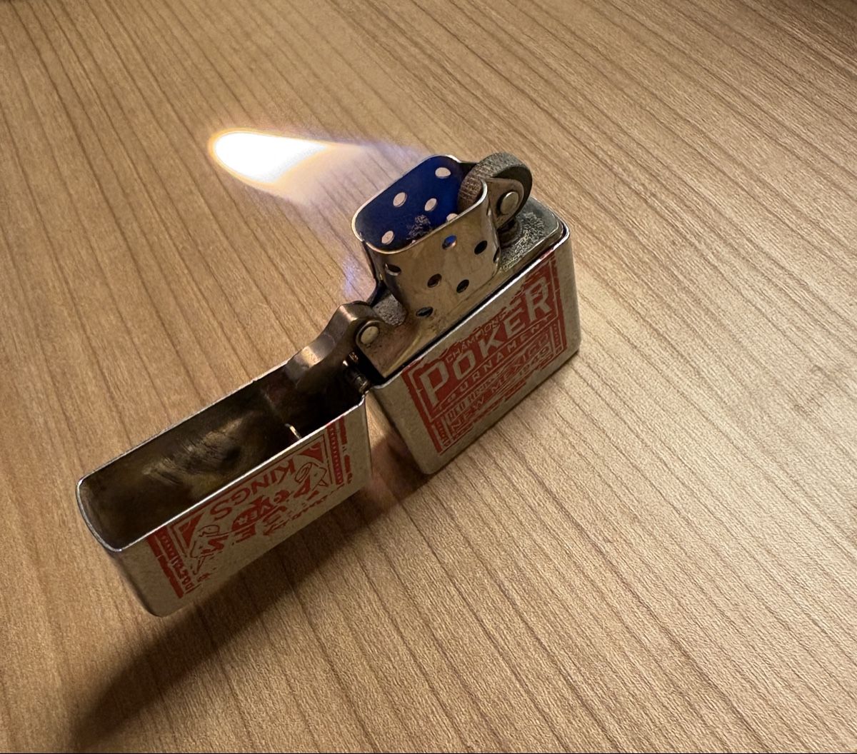 Zippo Briquets: ZIPPO Marlboro Poker – D'occasion à St-Pierre-De-Clages par chapje 3