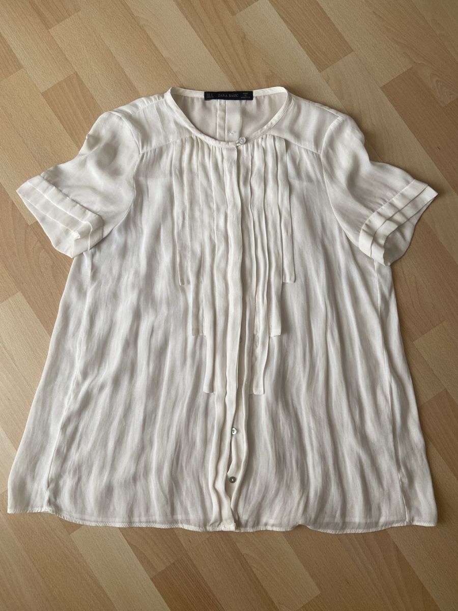 Zara Blusen: Zara Plissée Bluse S – Gebraucht aus Dietlikon von Luna77