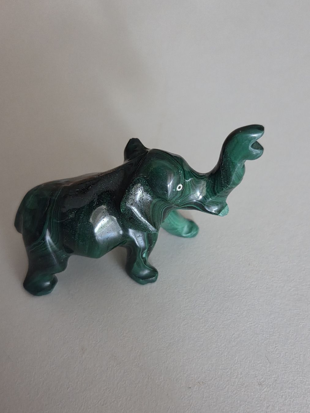 Statuette: Malachit Elefant Figur, sehr detailliert, ca 5 cm – Usato da Riehen venduto da Bs75 1