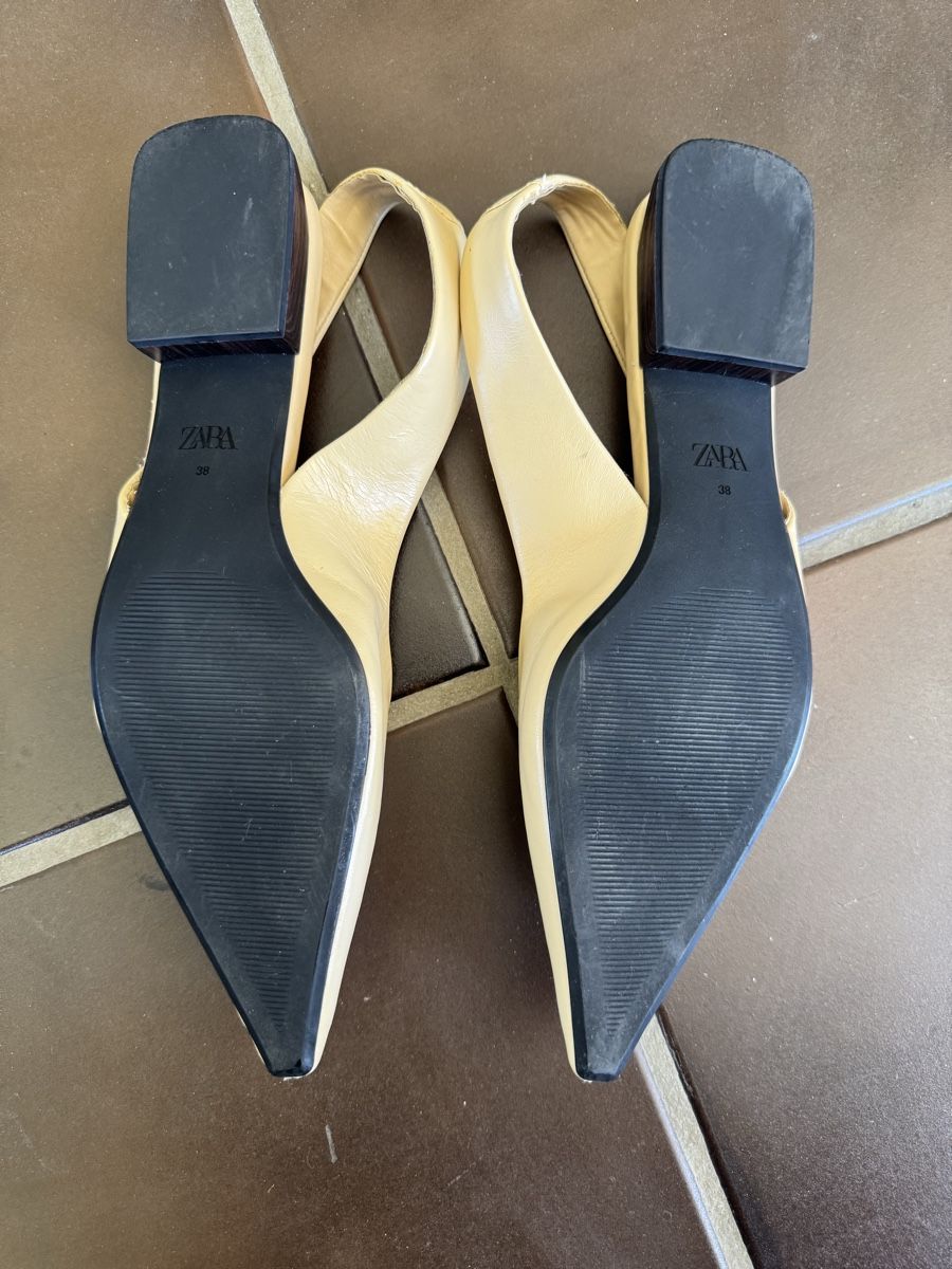 Zara Damenschuhe: flache Slingback-Schuhe aus Leder, Größe 38 – Neu (gemäss Beschreibung) aus Veyras von ValClasse 2
