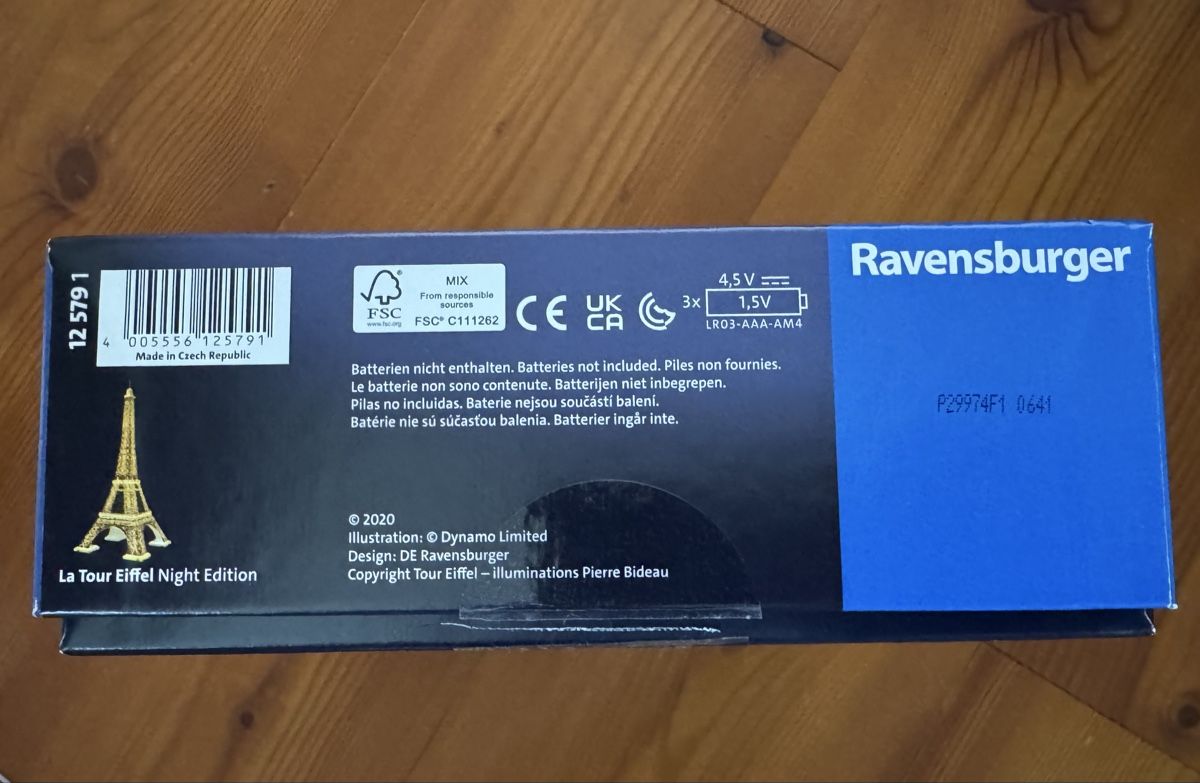 Ravensburger Puzzle: Ravensburger 3D Puzzle Eiffelturm mit LED neuwertig – Usato da Sevelen venduto da o-herzberg 3