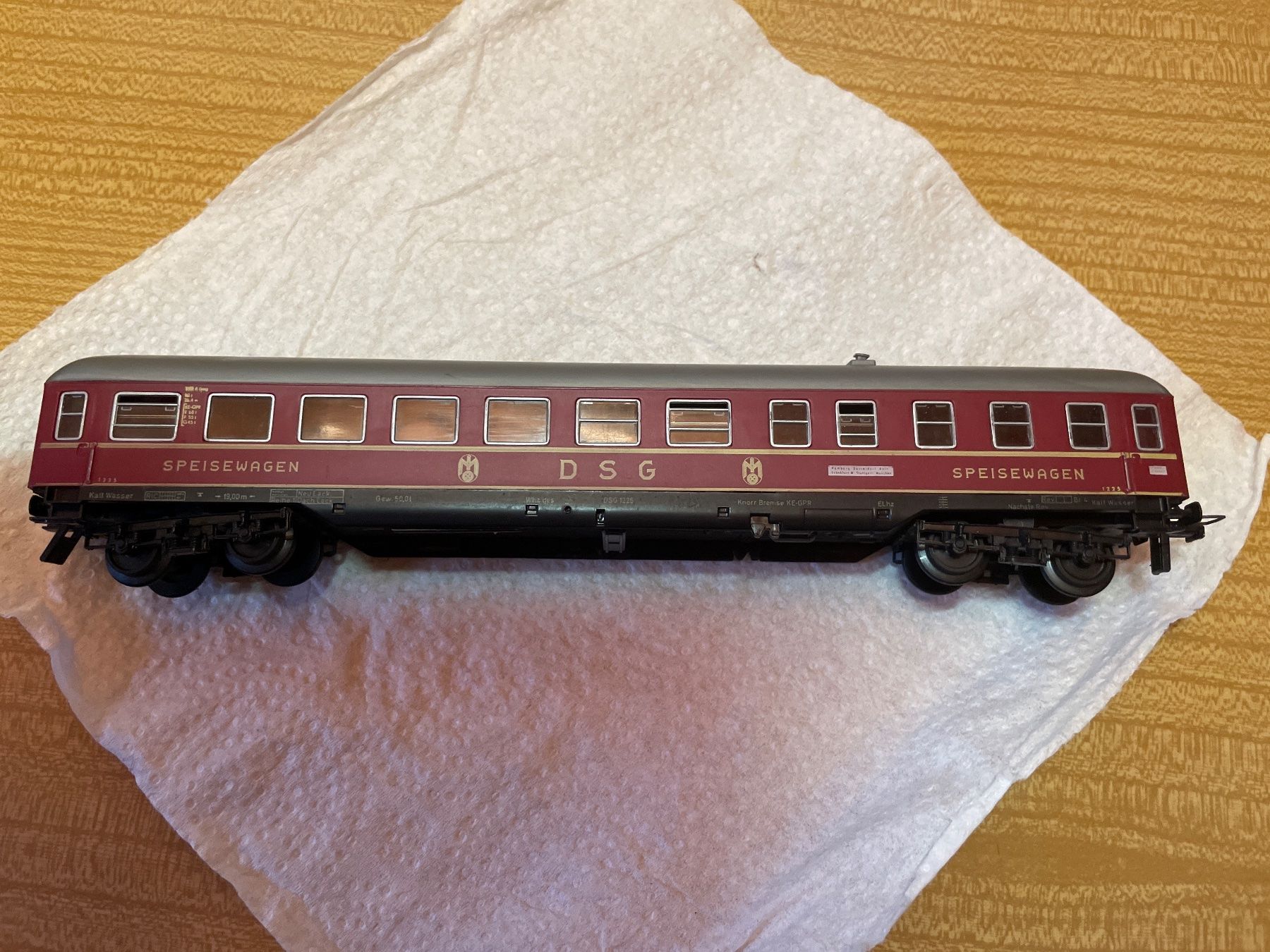 Modelleisenbahnen: H0 Speisewagen DSG rot – Gebraucht aus Suhr von Daneli7 4