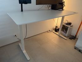 Elektrisch höhenverstellbarer Schreibtisch 180x80cm weiss