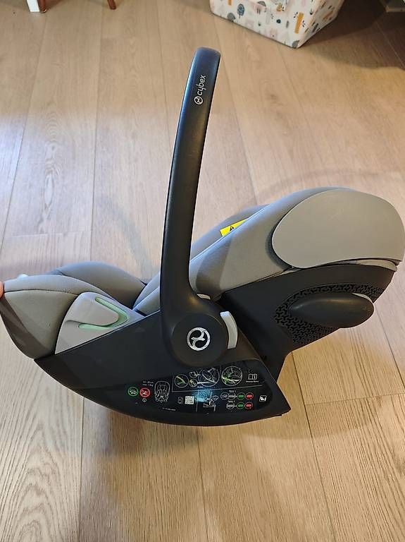 Cybex Seggiolini per auto: Siège auto cybex cloud G i-size+base G – Usato da Genève venduto da aifos.sofia 1
