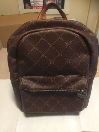 schöner Rucksack Marke Tamaris- Neuwertig!.