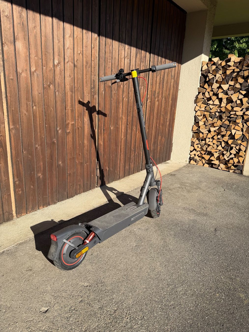 Xiaomi Kickboard: XIAOMI Escooter  MAX 5 – Nuovo (secondo la descrizione) da Werdenberg venduto da TF2024